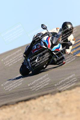 media/Feb-12-2022-SoCal Trackdays (Sat) [[3b21b94a56]]/Turn 12 (140pm)/